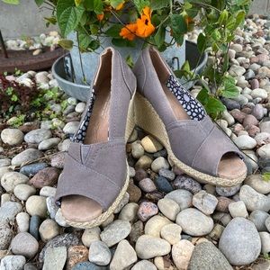MICHELLE ESPADRILLE WEDGE PUMP